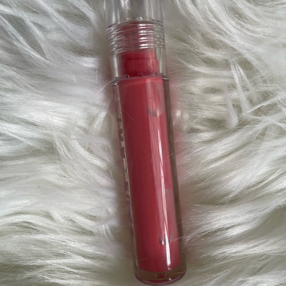 Tower 28 Beauty ShineOn Lip Jelly Non-Sticky Gloss Coconut 0.13 oz/ - Picture 2 of 3